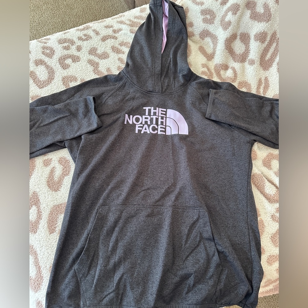 Gently Used Women’s Northface Hoodie. Grey & Light Purple Logo.